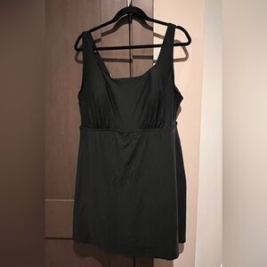 Lands' End Womens Chlorine Resistant Swim Dress • Full Control Shorts